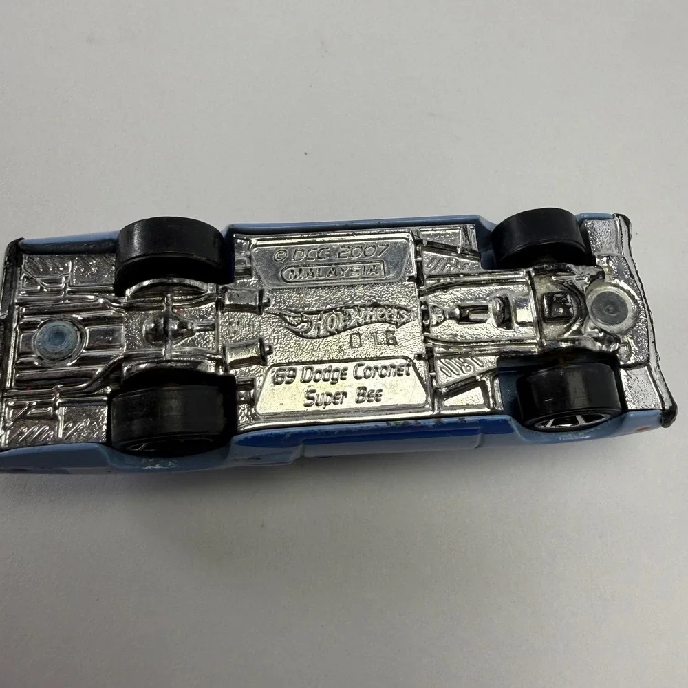 2011 Hot Wheels '69 Dodge Coronet Super Bee Blue